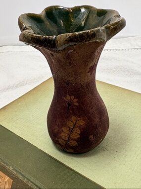 Handmade Ceramic  Fluted Vase with Botanical Detail - Brown & Green